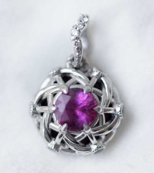 SACRED PENDENT PINK